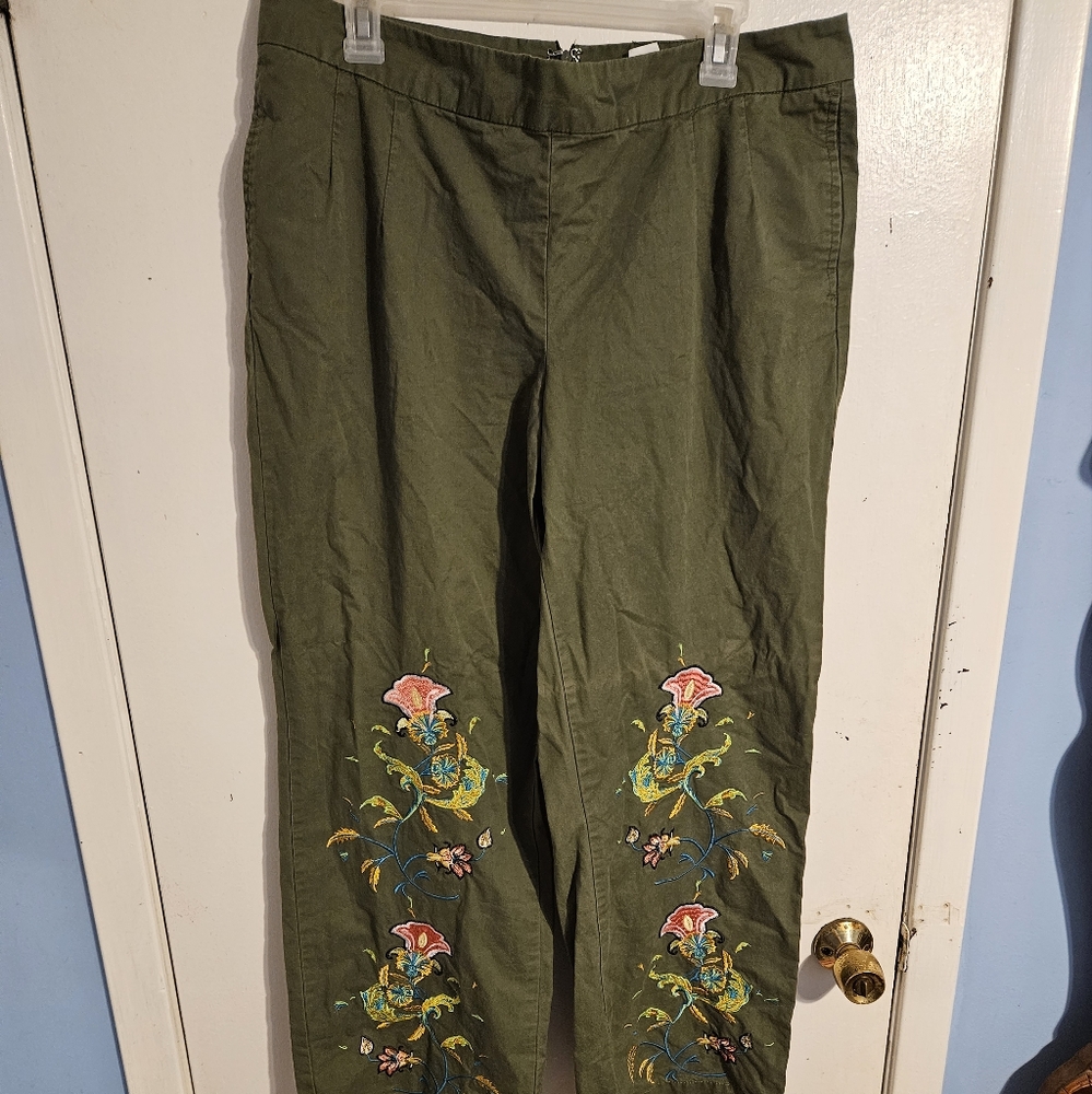 Womens pants by Venus